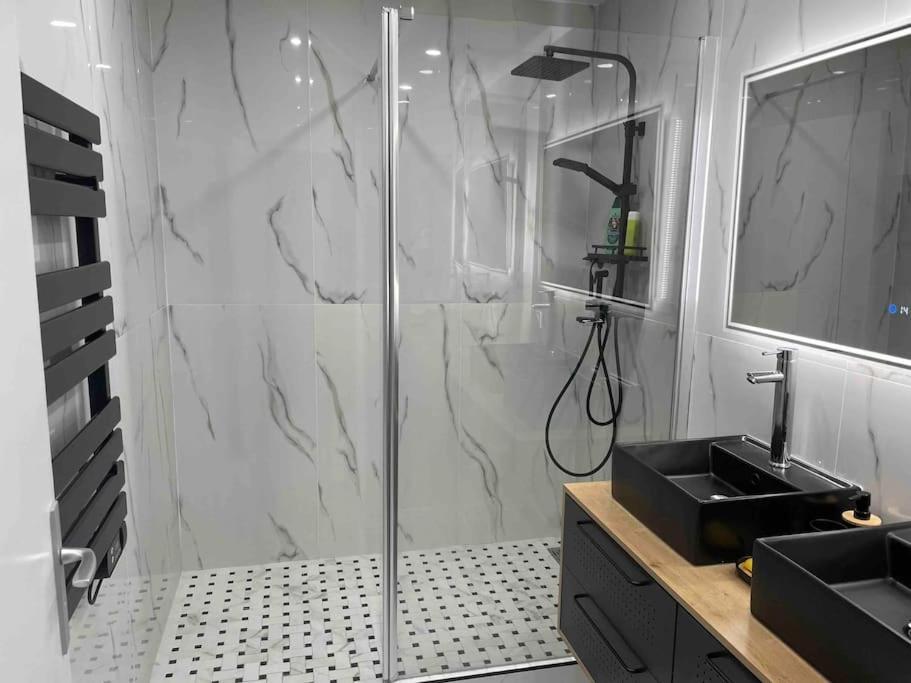 Superbe Appartement Carre Delfino Port De Nice Luaran gambar