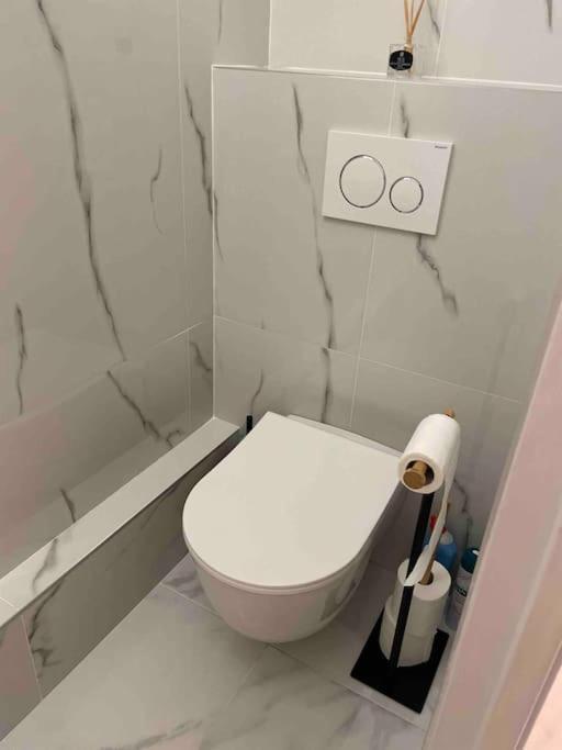 Superbe Appartement Carre Delfino Port De Nice Luaran gambar